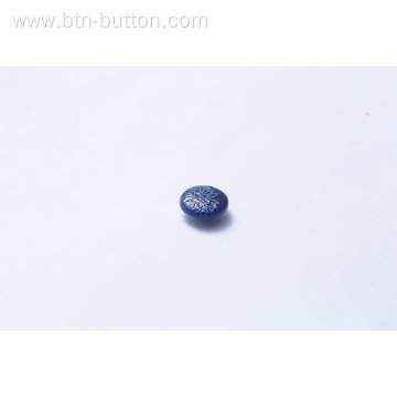 Customizable metal alloy buttons